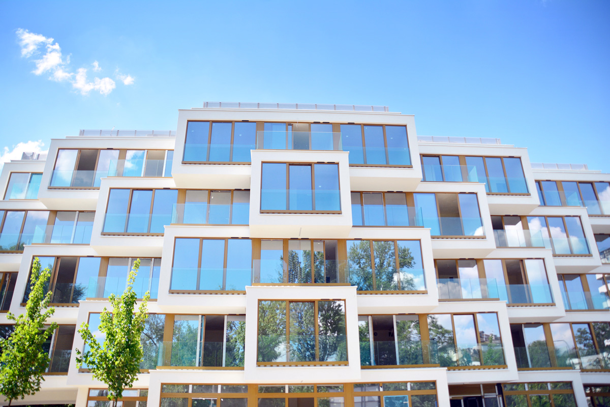 Résidence étudiante ou senior en LMNP : quelle est la meilleure option pour votre investissement locatif ?