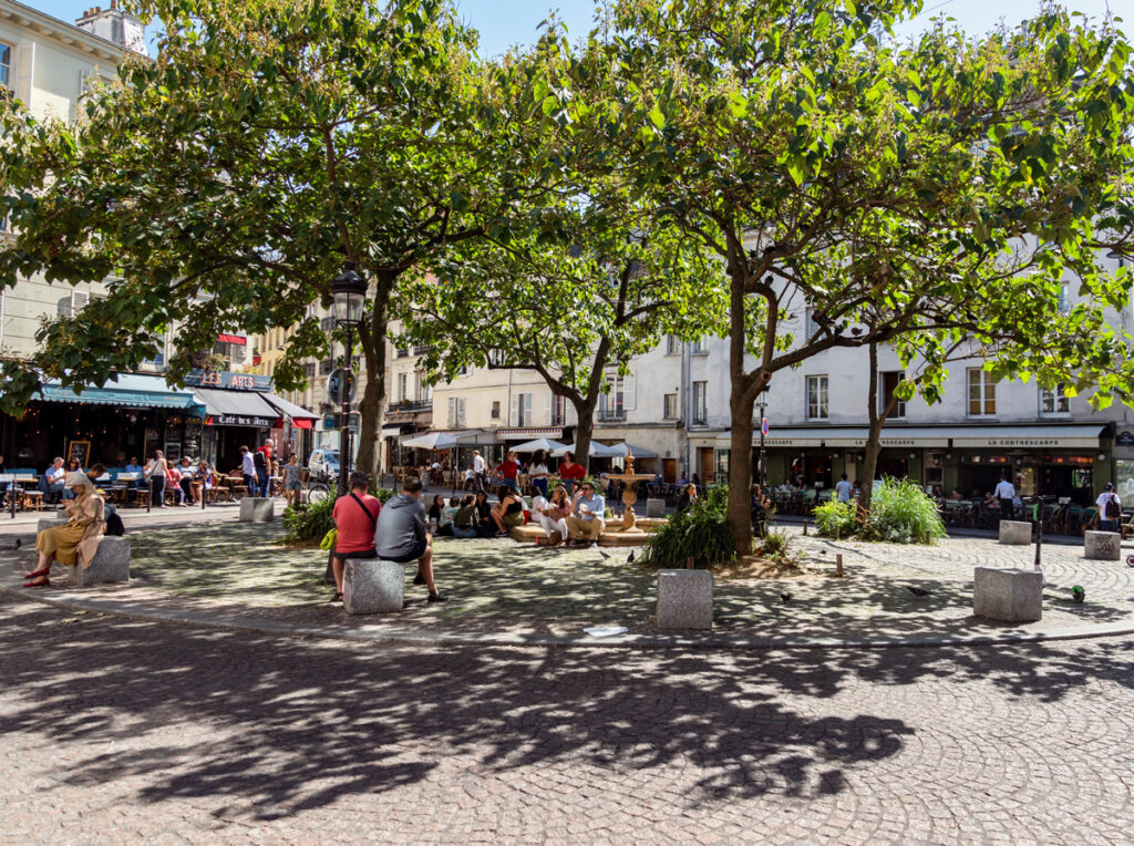 Place de la contrescarpe dans le 5e arrondissement de Paris