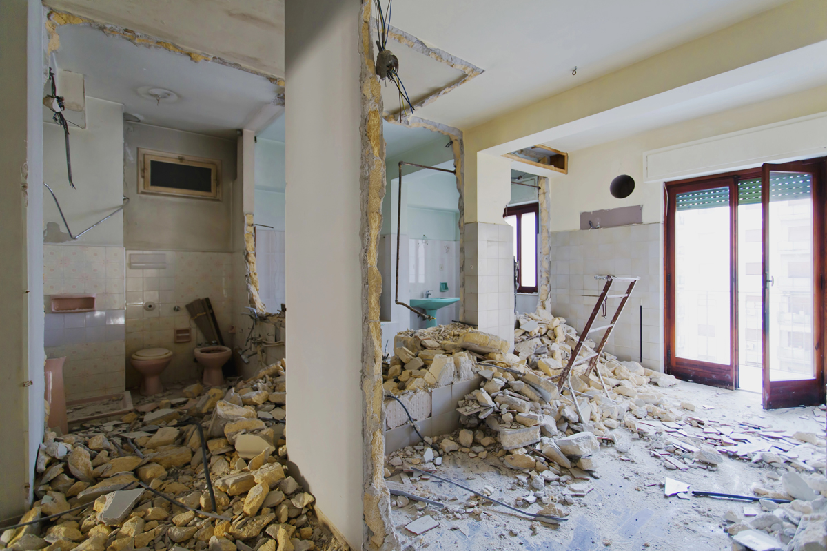 Démolition des cloisons dans un appartement