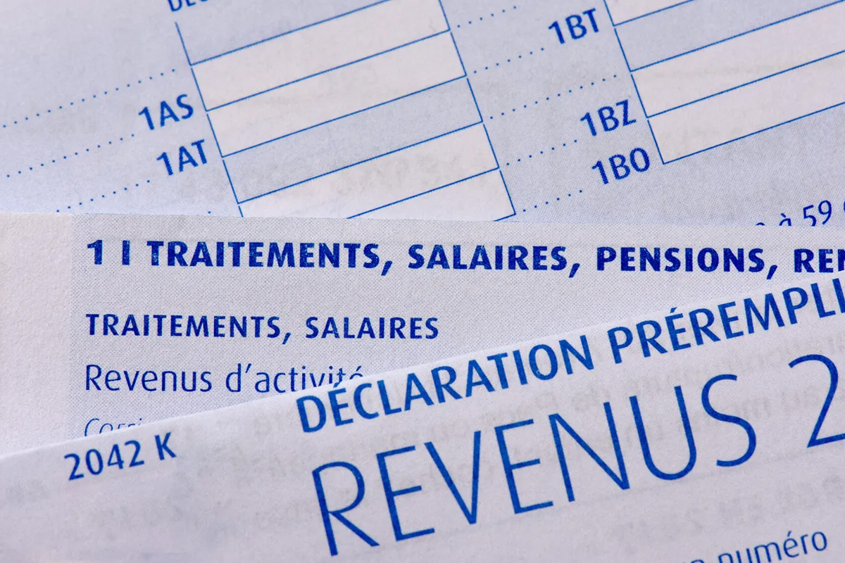 Documents fiscaux et reçus pour les impôts en France.