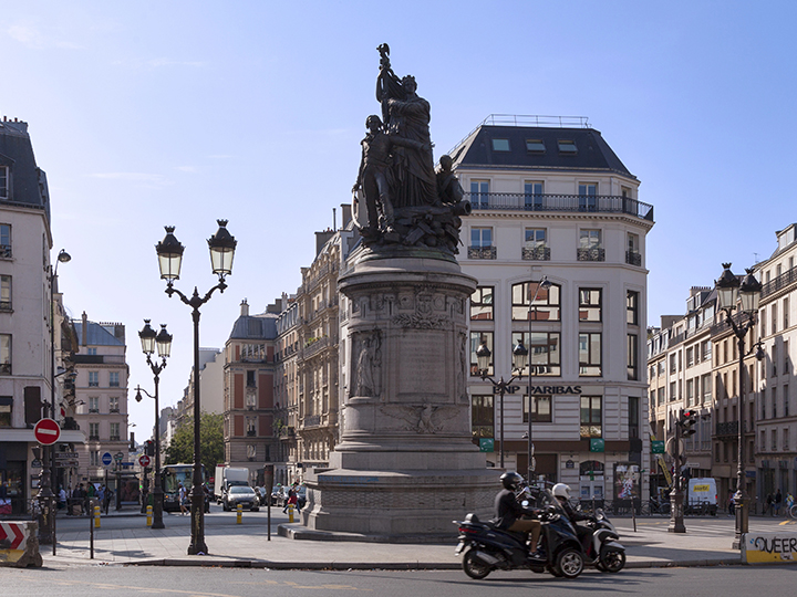 Place de Clichy à Paris